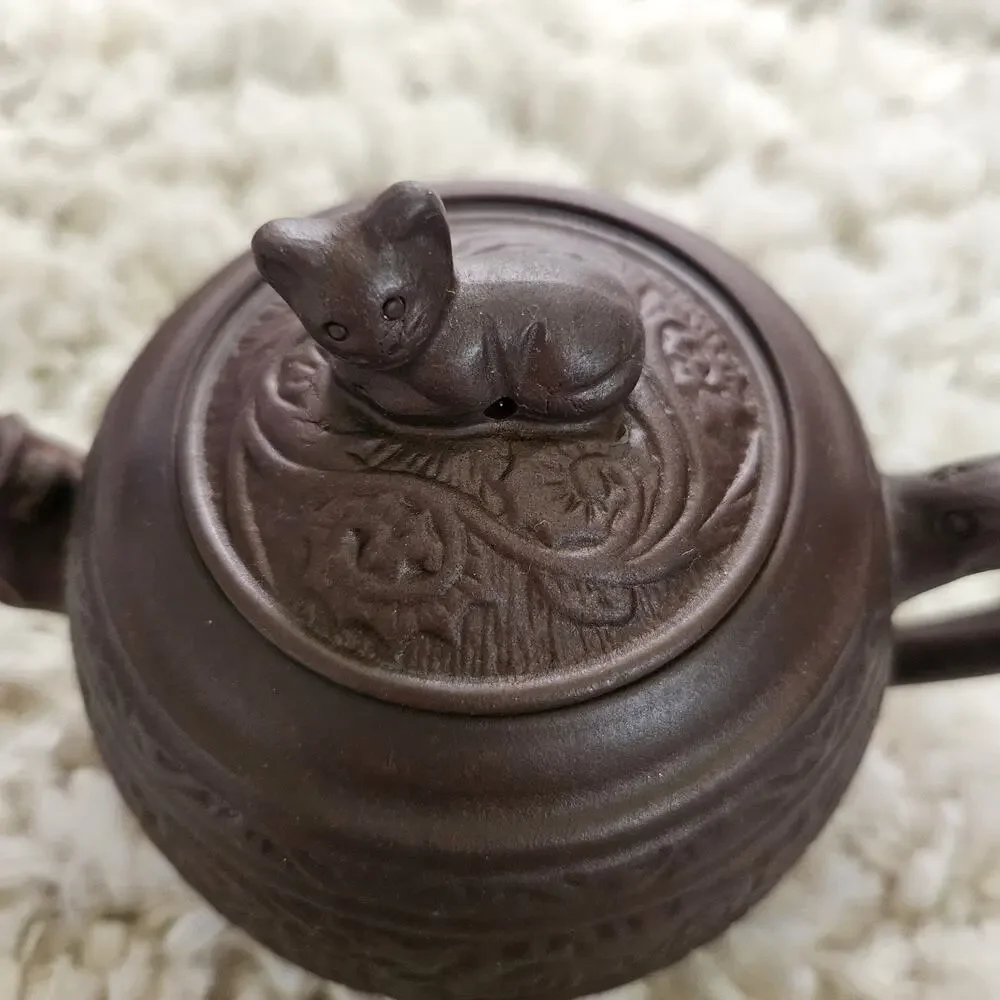 Vintage Rare Yixing Zisha Purple Clay Teapot Cat Lid Chinese Handcrafted
